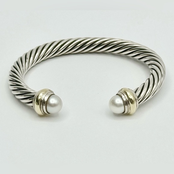David Yurman 7mm Pearl Bracelet With Gold - Picture 3 of 8
